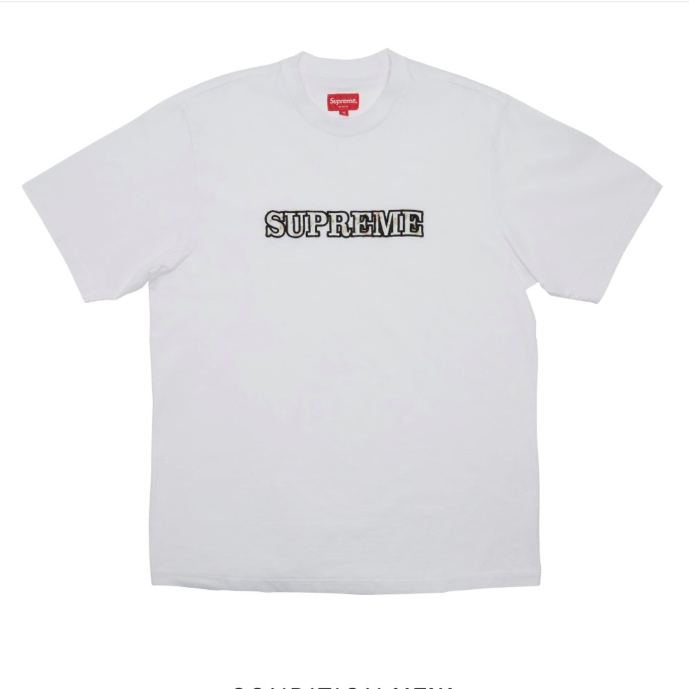 Supreme floral logo shirt